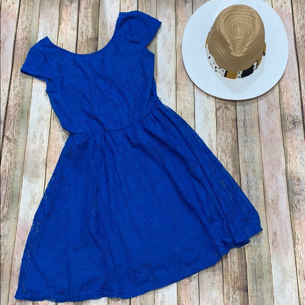 Lace mini dress